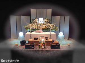 家族葬での花祭壇